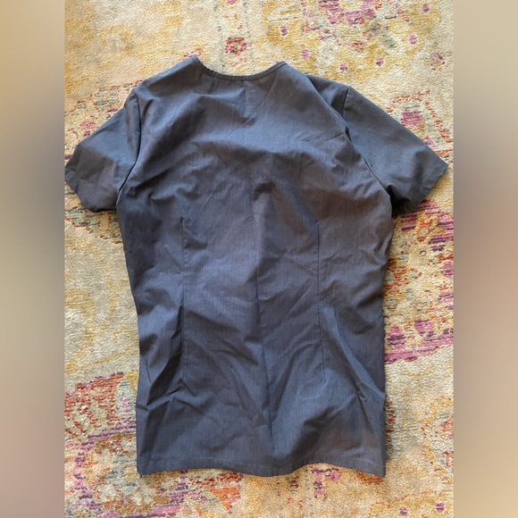 Small Lago charcoal grey scrub top - Picture 3 of 3